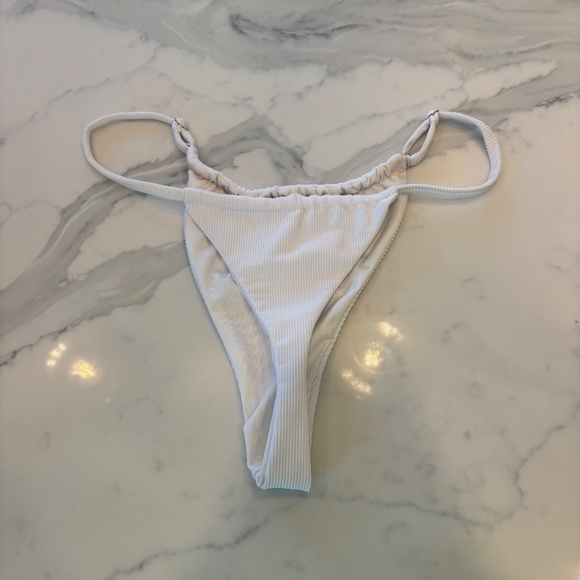 Kinilife Eco Rib Tiny Brief in White. - Picture 7 of 7